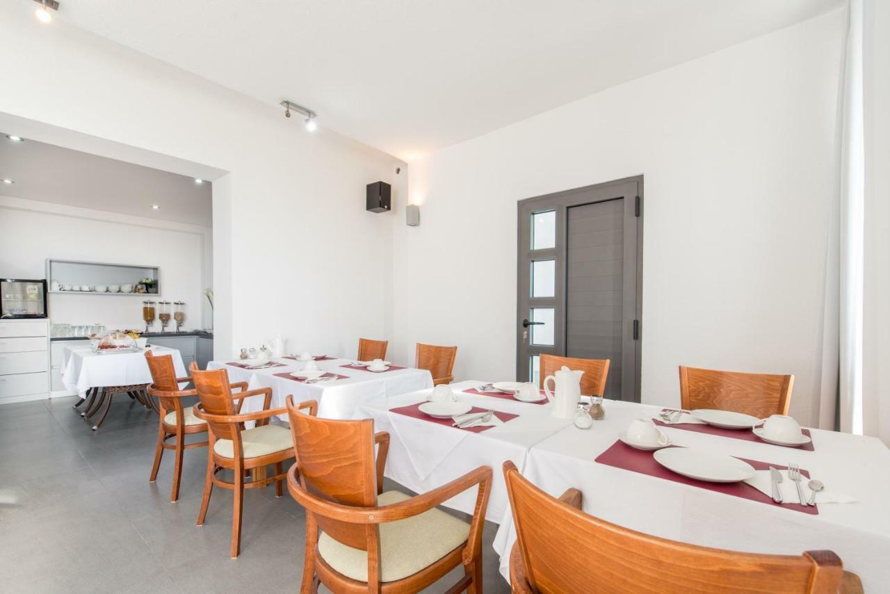 Beach Guesthouse Mediteran Podstrana Bagian luar foto