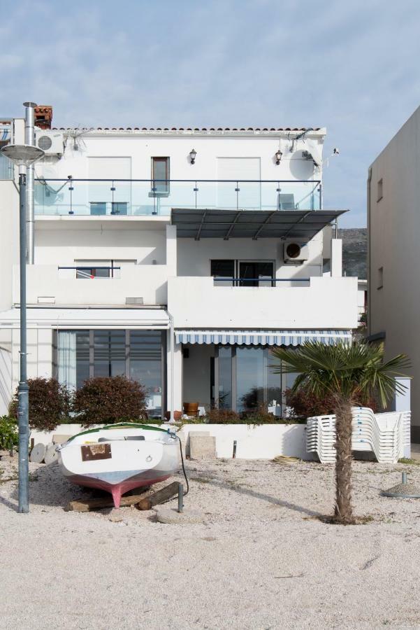 Beach Guesthouse Mediteran Podstrana Bagian luar foto